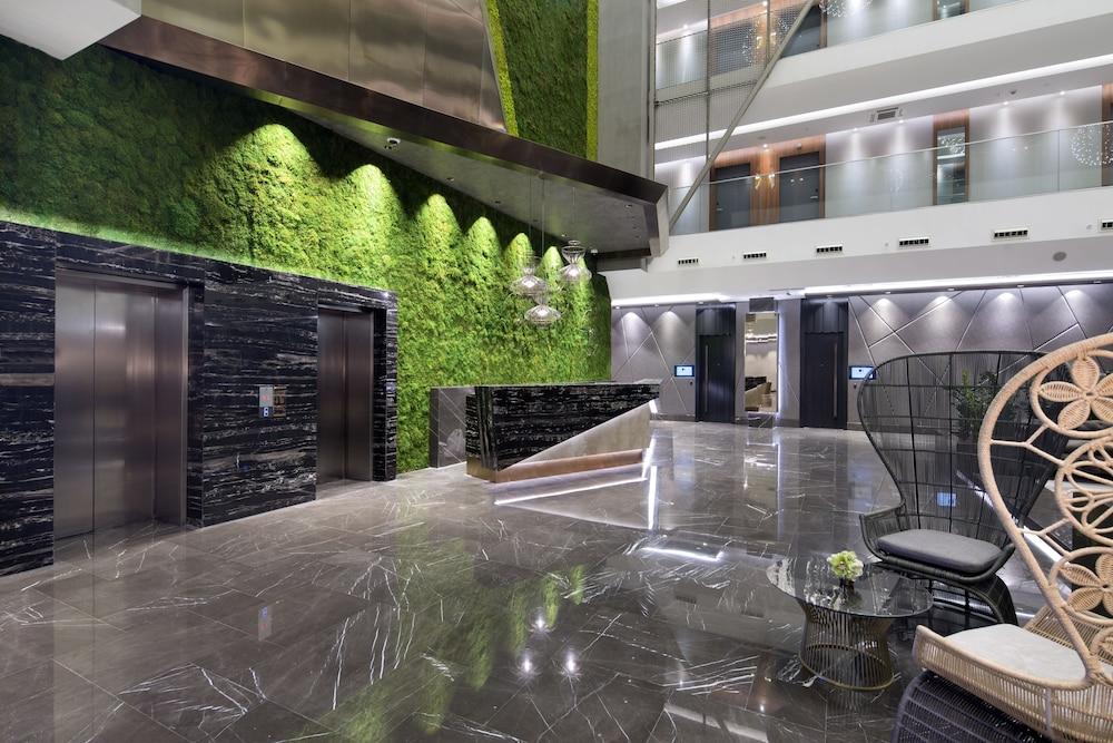 โรงแรมดับเบิล ทรี บาย ฮิลตัน อิสตันบูล ปิยาเลปาซา ภายนอก รูปภาพ Lobby