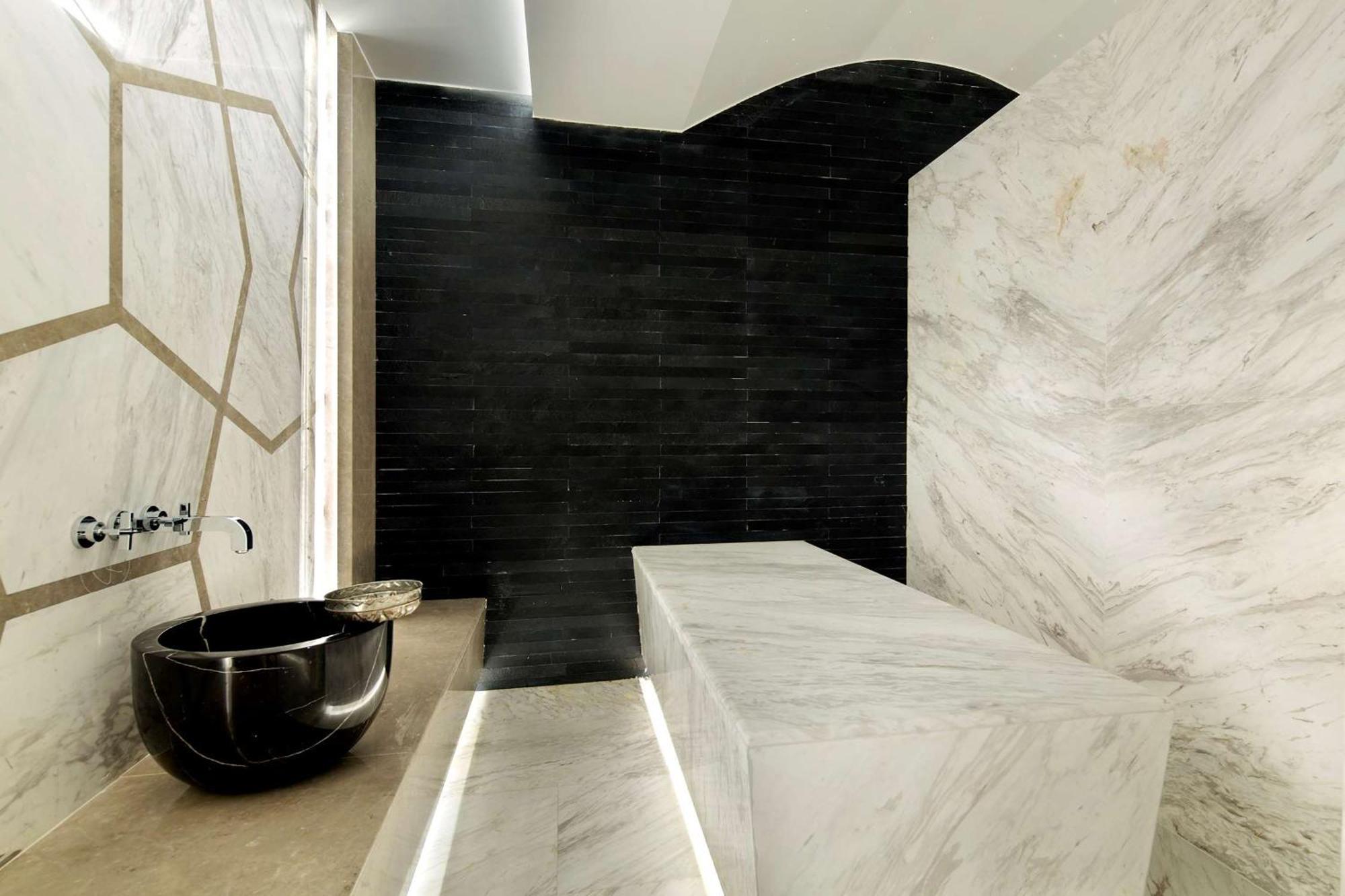โรงแรมดับเบิล ทรี บาย ฮิลตัน อิสตันบูล ปิยาเลปาซา ภายนอก รูปภาพ 3D rendering of a bathroom